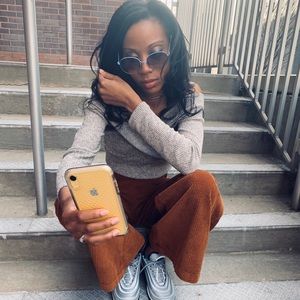 Meet your Posher, Briana